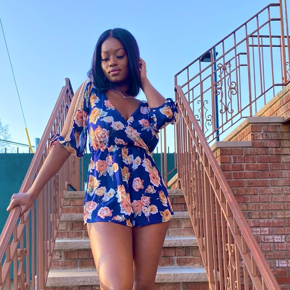 HELLO SPRING BLUE ROMPER ✨ - Picture 8 of 8